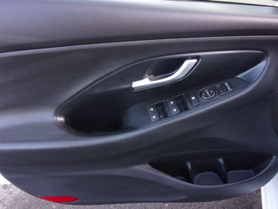 HYUNDAI I30 SW I30 diesel-018.jpg